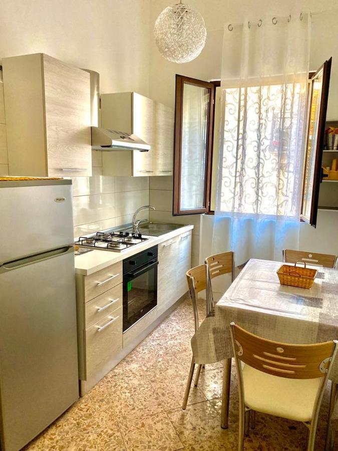 Appartamento Nel Cuore Di Castellamare Del Golfo 卡斯泰拉马莱 外观 照片