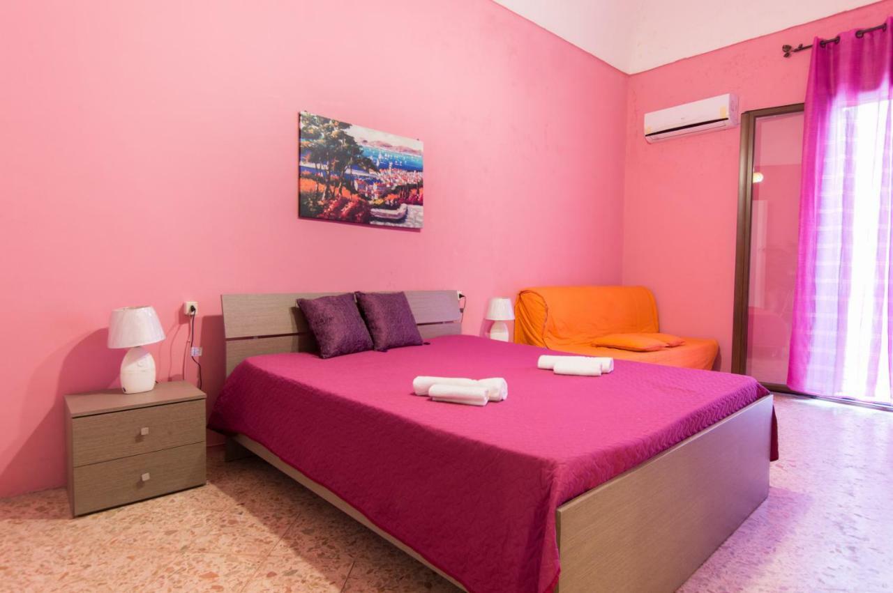 Appartamento Nel Cuore Di Castellamare Del Golfo 卡斯泰拉马莱 外观 照片